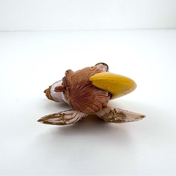 Vtg Sleepy Baby Angel in Crescent Moon Christmas Ornament Made in Italy Resin - Picture 4 of 9